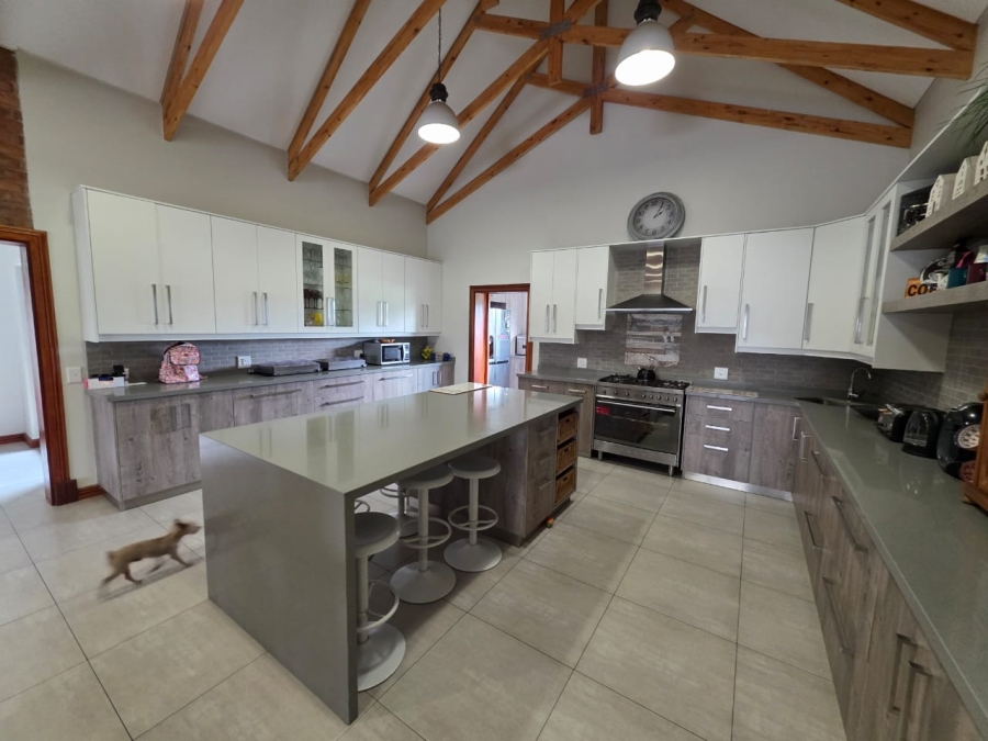 4 Bedroom Property for Sale in Heron Banks Golf Estate Free State